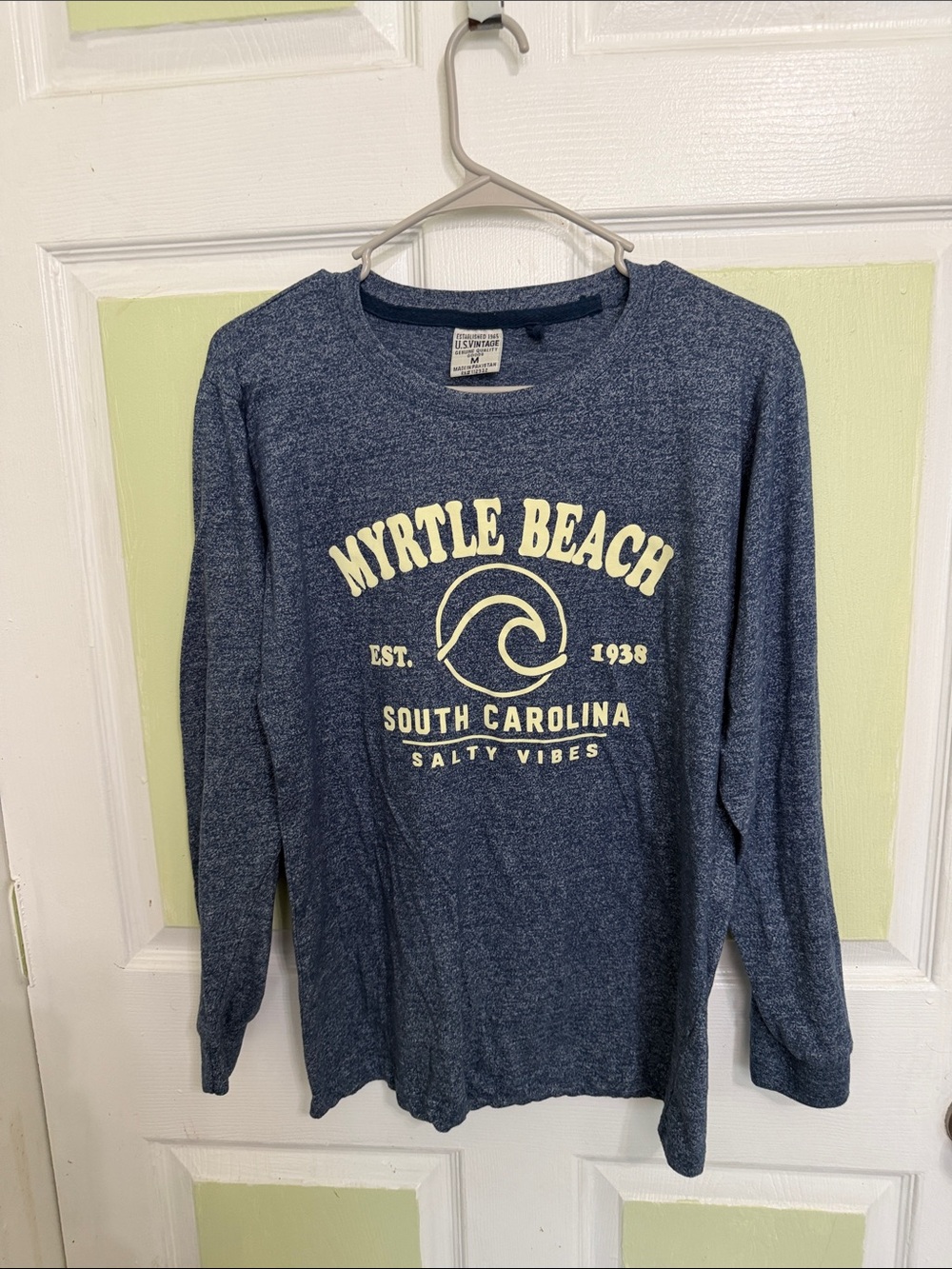 (0000) Vintage Navy Blue Long Sleeve Tee with Cream Myrtle Beach Graphic, Medium